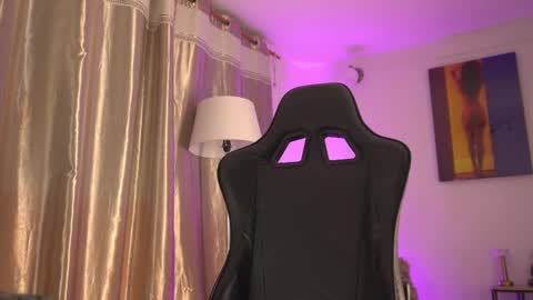 Snapshot of aura_sensual chatting on March 2025 01:36:02 AM . online show from March 2025 01:36:02 AM