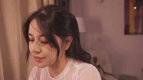 Snapshot of aura_sensual chatting on October 2025 02:02:05 AM . online show from October 2025 02:02:05 AM