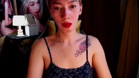 Snapshot of aurakharisma_xx chatting on December 2024 05:34:01 AM Miss awra online show from December 2024 05:34:01 AM