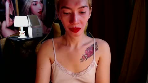 Snapshot of aurakharisma_xx chatting on December 2024 02:19:02 AM Miss awra online show from December 2024 02:19:02 AM