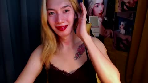 Snapshot of aurakharisma_xx chatting on January 2025 05:37:01 AM Miss awra online show from January 2025 05:37:01 AM