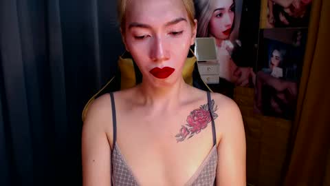 Snapshot of aurakharisma_xx chatting on February 2025 08:26:02 AM Miss awra online show from February 2025 08:26:02 AM