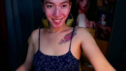 Snapshot of aurakharisma_xx chatting on September 2025 05:20:01 AM Miss awra online show from September 2025 05:20:01 AM