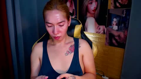 Snapshot of aurakharisma_xx chatting on October 2025 05:27:01 AM Miss awra online show from October 2025 05:27:01 AM