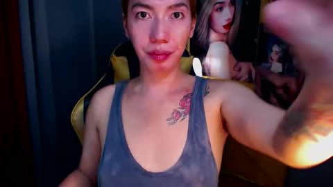 Snapshot of aurakharisma_xx chatting on November 2025 05:51:01 AM Miss awra online show from November 2025 05:51:01 AM