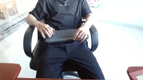 Aureliano online show from February 2026 09:46:01 PM