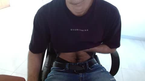Snapshot of aureliv1 chatting on June 2026 10:27:02 PM Aureliano online show from June 2026 10:27:02 PM