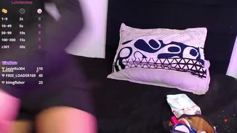 aurelynegp online show from October 2025 11:08:02 AM