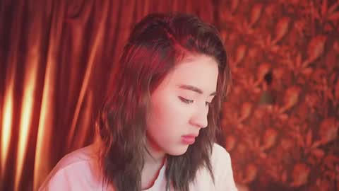 Snapshot of auromora chatting on December 2024 03:10:02 PM Nayeon online show from December 2024 03:10:02 PM