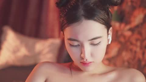 Snapshot of auromora chatting on December 2024 06:13:01 PM Nayeon online show from December 2024 06:13:01 PM