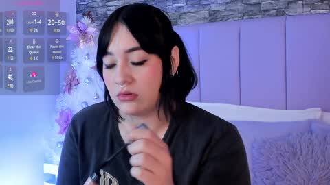 Snapshot of aurora_sweet2 chatting on December 2024 11:54:02 AM Madison online show from December 2024 11:54:02 AM