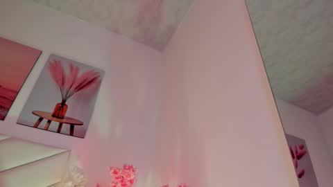 Snapshot of aurora_sweet2 chatting on November 2025 12:42:01 AM Madison online show from November 2025 12:42:01 AM