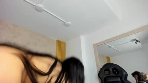 Snapshot of aurorabon chatting on December 2024 01:43:02 PM Aurora online show from December 2024 01:43:02 PM