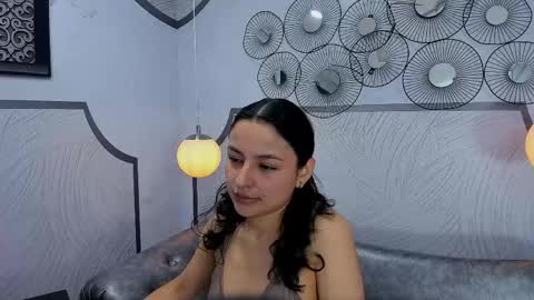 AuroraGracce online show from April 2026 11:38:01 AM