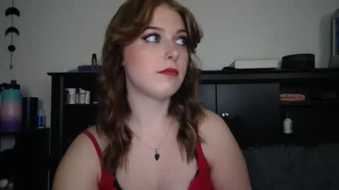 auroralightz1 online show from November 2025 11:46:01 PM