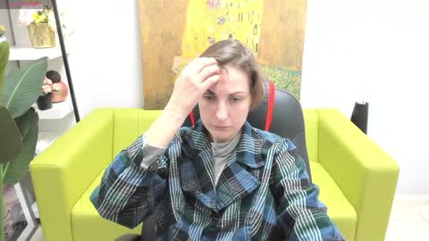 Aurora online show from December 2024 07:11:02 PM