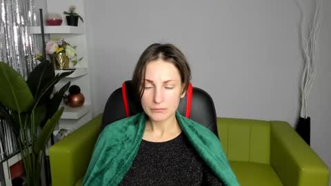 Aurora online show from January 2025 12:06:01 AM