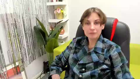 Aurora online show from March 2025 03:42:02 PM