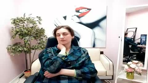 Aurora online show from January 2026 03:36:02 PM