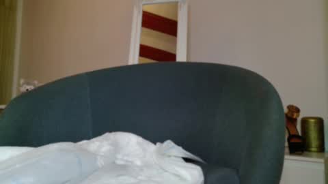 Aurora online show from February 2025 01:27:01 AM