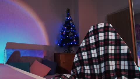 Snapshot of auroraunique chatting on January 2025 06:34:02 AM Aurora online show from January 2025 06:34:02 AM