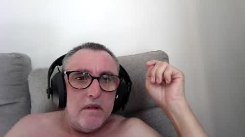 aussie_ozzie online show from June 2026 01:36:02 AM