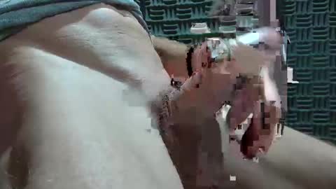 Snapshot of aussieraz chatting on December 2024 07:26:01 AM aussieraz online show from December 2024 07:26:01 AM