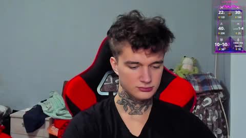 Snapshot of austen_milker chatting on December 2024 05:42:02 AM Austen online show from December 2024 05:42:02 AM