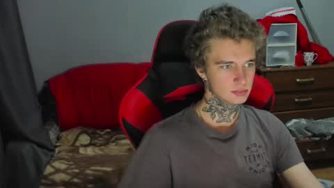 Snapshot of austen_milker chatting on October 2025 08:36:02 PM Austen online show from October 2025 08:36:02 PM