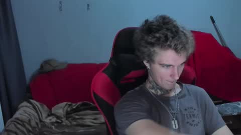 Snapshot of austen_milker chatting on October 2025 07:48:01 PM Austen online show from October 2025 07:48:01 PM