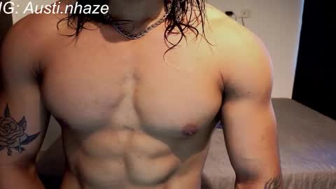 Snapshot of austiin_haze chatting on April 2026 02:04:02 PM Austin online show from April 2026 02:04:02 PM