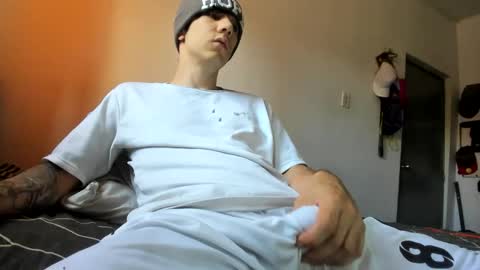 austin1119a online show from May 2026 06:25:01 PM
