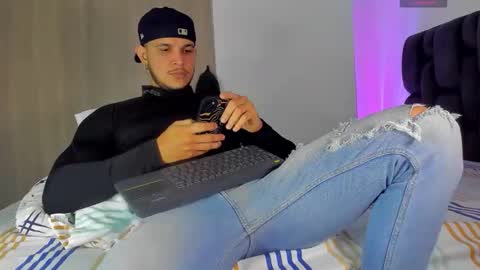 A online show from December 2025 11:34:02 PM