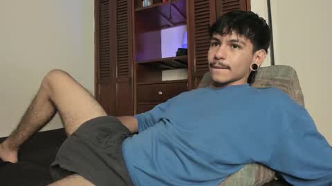 Snapshot of austin_falcon chatting on September 2025 01:26:02 PM Austin online show from September 2025 01:26:02 PM