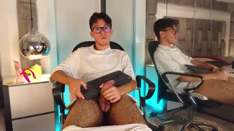 austinreeds online show from May 2026 01:15:02 PM