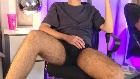 austinreeds online show from May 2026 04:25:01 PM