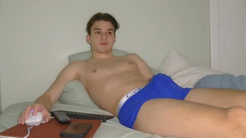 Snapshot of auston_r1ch chatting on February 2025 05:19:02 PM Auston 3 online show from February 2025 05:19:02 PM