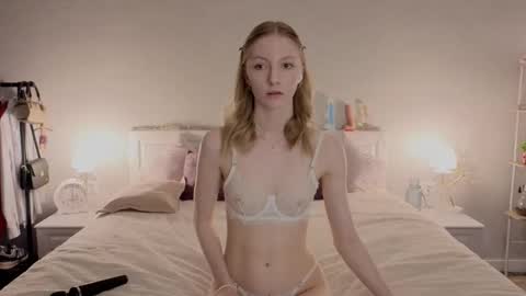 Annie online show from March 2026 02:00:02 PM