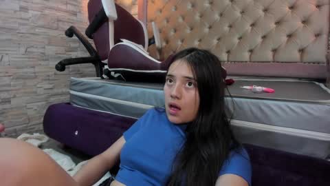              online show from January 2025 12:04:02 AM