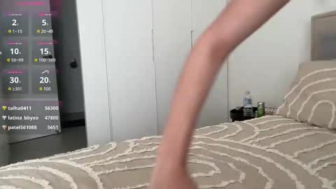 Snapshot of ava_delightt chatting on October 2025 10:08:01 PM Ava online show from October 2025 10:08:01 PM