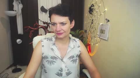 avasaturnian online show from October 2025 10:27:01 AM