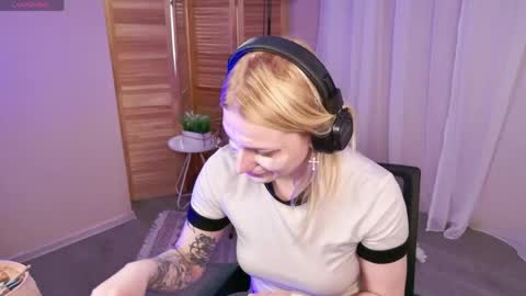 Ava online show from May 2026 01:38:02 PM