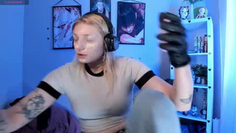 Ava online show from May 2026 01:50:01 PM