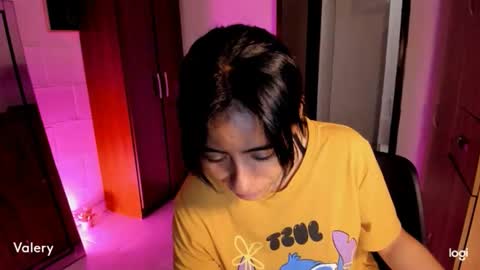 Snapshot of ave_fenix69 chatting on November 2025 08:38:02 PM Valery -- online show from November 2025 08:38:02 PM