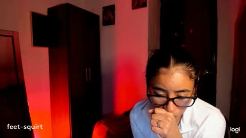 Snapshot of ave_fenix69 chatting on December 2025 01:35:01 AM Valery -- online show from December 2025 01:35:01 AM