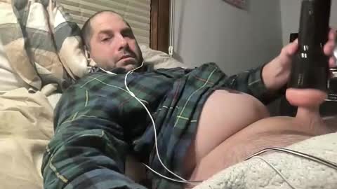 averagejoe345977 online show from February 2026 12:37:02 AM