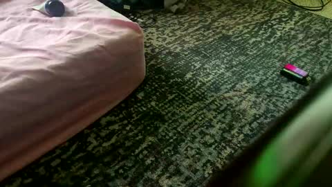 Snapshot of aveyboi chatting on April 2026 11:10:01 PM Avey Boi online show from April 2026 11:10:01 PM