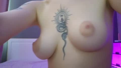 avgustina_love online show from May 2026 09:13:02 AM