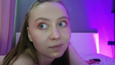 avgustina_love online show from May 2026 08:44:01 AM