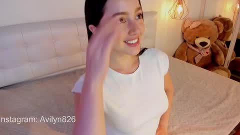 Avilyn online show from December 2025 12:57:02 PM